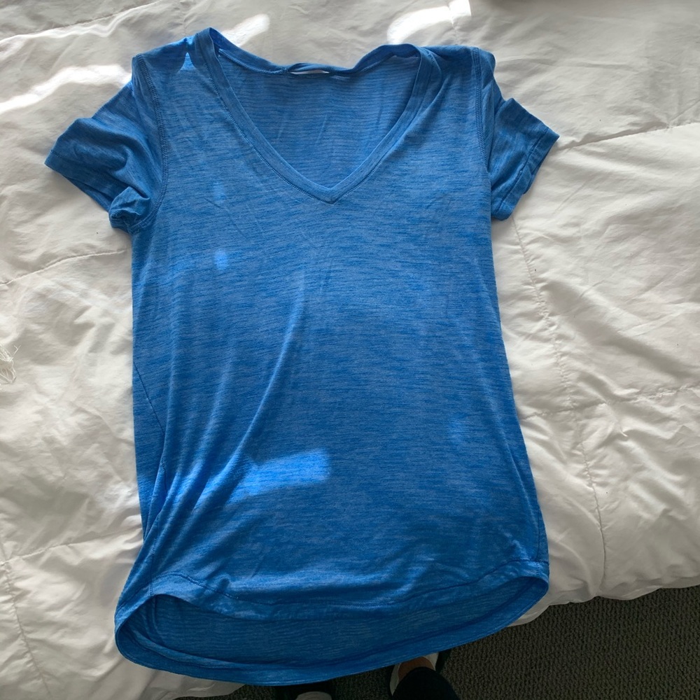 Lululemon V neck T-shirt